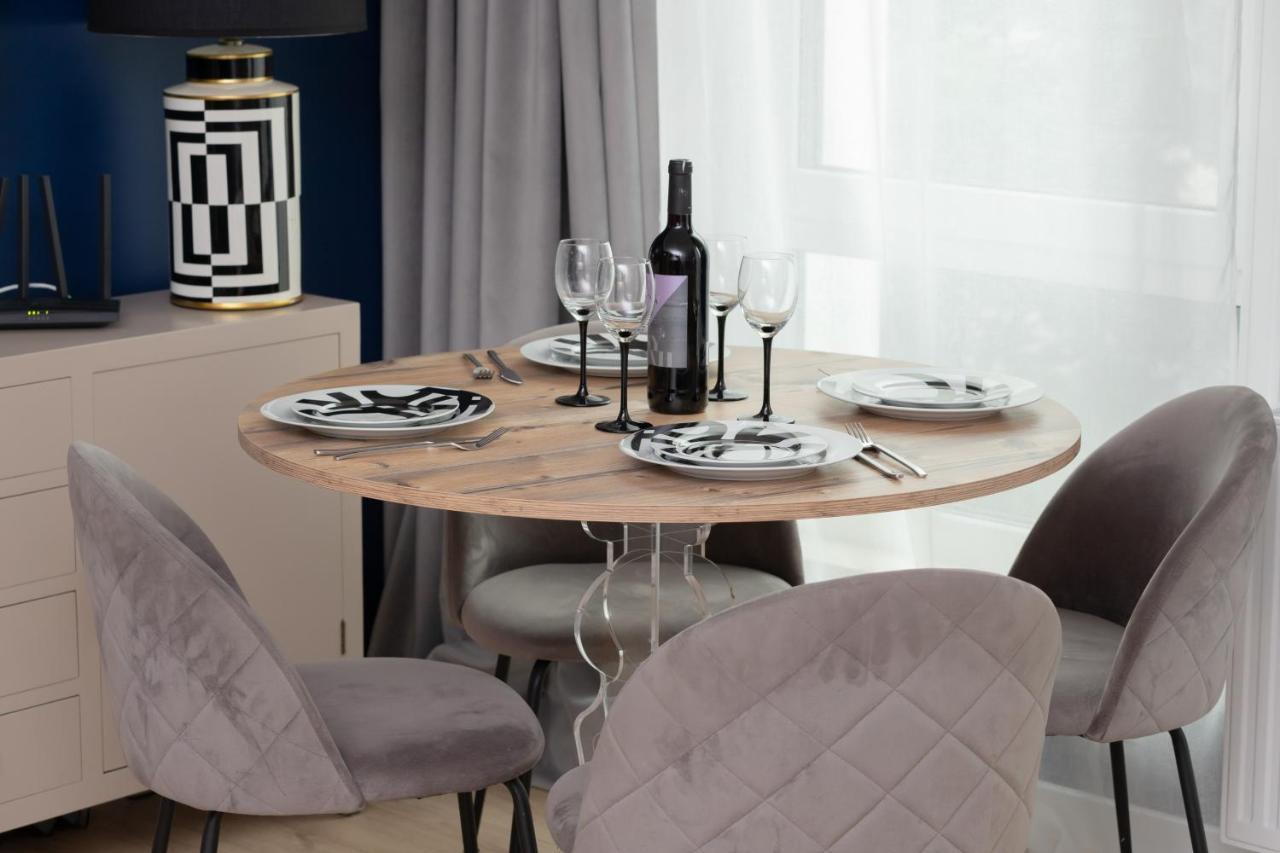 Stylish Atol Apartment With Free Parking In The Heart Of Gdansk By Noclegi Renters Exterior photo
